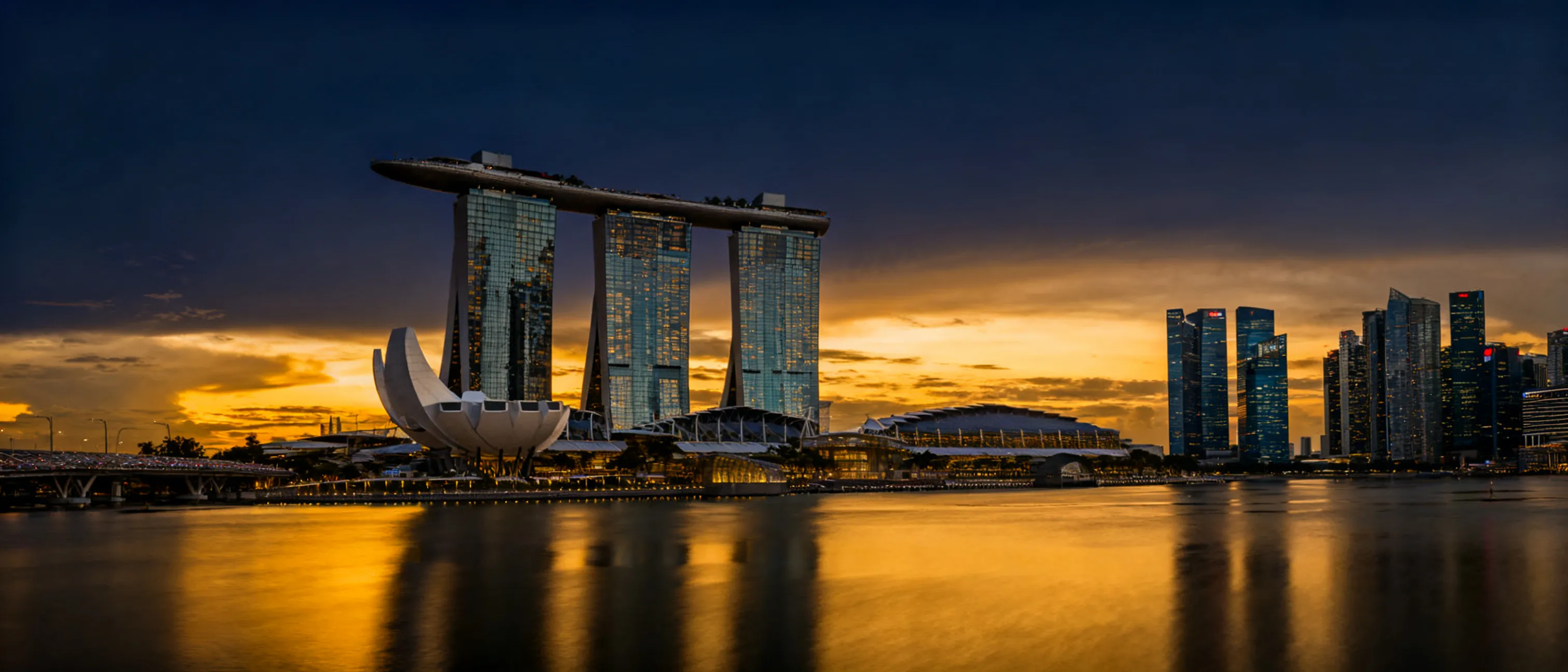 Singapore Marina Bay skyline at sunset
